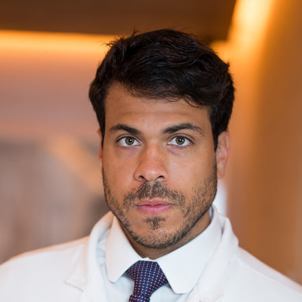 Dr. William Araujo